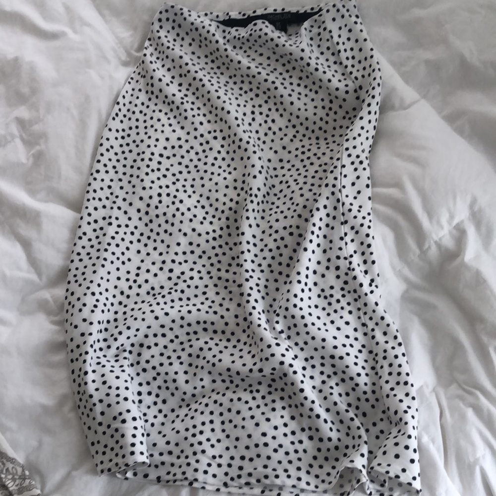 MIDI skirt black and white dots